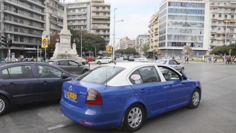 Θεσσαλονίκη: Στο πλευρό των αγροτών στα Μάλγαρα οι ιδιοκτήτες ταξί - Με κομβόι αύριο στο μπλόκο
