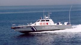 Χαλκιδική: Βυθίστηκε σκάφος στον Άγιο Νικόλαο – Οι επιβάτες βγήκαν στην ακτή κολυμπώντας