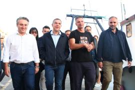 Αλιείς στον Τσίπρα: «Δεκάδες τουρκικά αλιευτικά ψαρεύουν σε ελληνικά ύδατα, έχεις ευθύνη, έλεγες ότι η θάλασσα δεν έχει σύνορα»