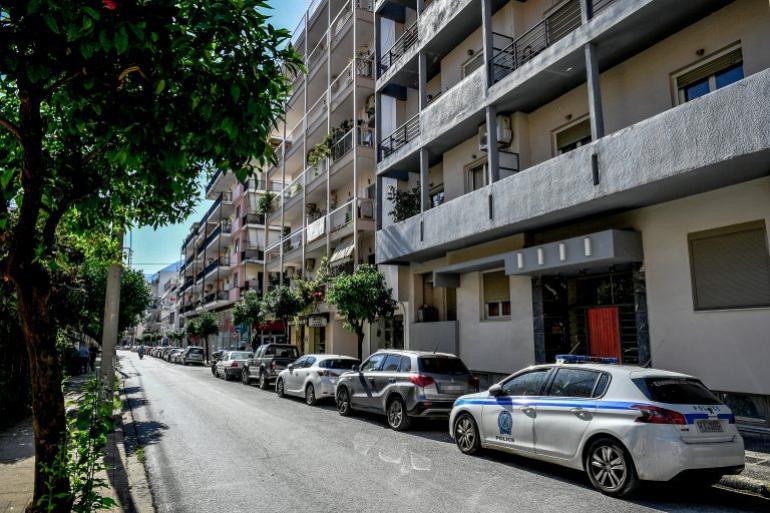 Γυναικοκτονία στην Καλαμάτα: Στον ανακριτή ο 41χρονος – Γιατί οι αρχές βλέπουν απόπειρα «σκηνοθεσίας» του εγκλήματος