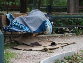 Θεσσαλονίκη: Τα έσπασε γιατί δεν του επετράπη η είσοδος στο Ανοικτό Κέντρο Ημέρας Αστέγων