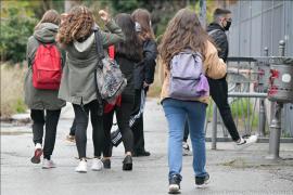 Θεσσαλονίκη: Διαμαρτυρία γονέων μαθητών στα Πρότυπα για τη μεταφορά τους
