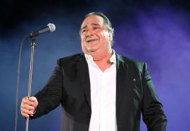 Βασίλης Καρράς: Κυκλοφόρησε νέο ανέκδοτο τραγούδι δυόμισι χρόνια μετά τον θάνατό του