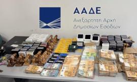 ΑΑΔΕ: Εξάρθρωση κυκλώματος εκατοντάδων «αχυρανθρώπων» και χρέη 43 εκατ. ευρώ