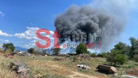 Φωτιά στο Καλοχώρι Θεσσαλονίκη: Ήχησε το 112 - «Κλείστε πόρτες και παράθυρα» (ΦΩΤΟ - ΒΙΝΤΕΟ)