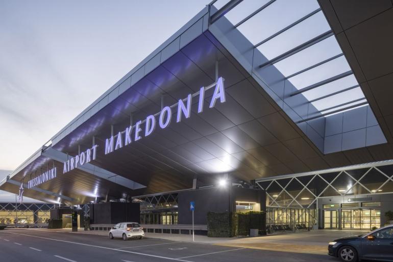 Θεσσαλονίκη: Δεκάδες χιλιάδες έλεγχοι σε ένα τετράμηνο στο αεροδρόμιο «Μακεδονία» - 81 συλλήψεις, καμπάνες σε τουριστικά λεωφορεία και ταξί