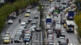 Τέλη κυκλοφορίας 2025: «Παγωμένες» οι τιμές, αλλαγές στα πρόστιμα, τέρμα οι παρατάσεις