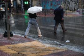 Έκτακτο δελτίο για επικίνδυνα καιρικά φαινόμενα – Κόκκινη προειδοποίηση για Θεσσαλονίκη, Χαλκιδική, Πιερία και Ημαθία