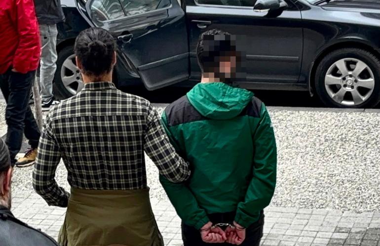 Θεσσαλονίκη: Προθεσμία για να απολογηθεί πήρε ο 22χρονος που συνελήφθη ως ο προμηθευτής των ναρκωτικών στην 20χρονη που πέθανε