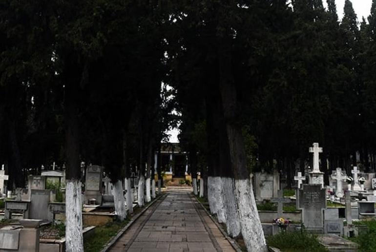 Ιστορικοί περίπατοι στο Κοιμητήριο της Ευαγγελίστριας