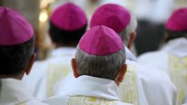 Βατικανό: Πολωνός επίσκοπος παραιτήθηκε αφού ένας ιερέας οργάνωσε... όργιο στην ενορία του
