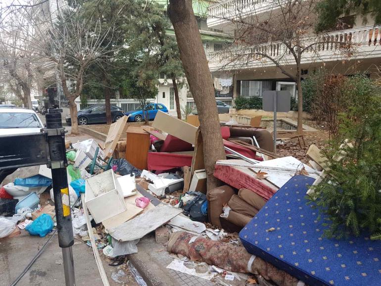 Δήμος Θεσσαλονίκης: Με φειδώ τα σκουπίδια τις ημέρες των αργιών