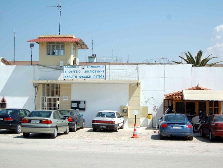 Πάτρα: Επεισόδιο μεταξύ κρατούμενων στον Άγιο Στέφανο - Τον χτύπησε με κρεμάστρα στο κεφάλι