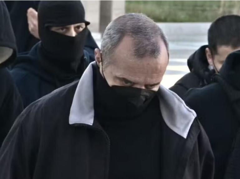 Ισόβια στον Ηλία Μίχο για την υπόθεση της 12χρονης στον Κολωνό - Αποφυλακίζεται η μητέρα