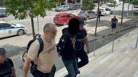 Θεσσαλονίκη: Κακουργηματική δίωξη στον 30χρονο που σκότωσε τον πατέρα του στο Τριάδι