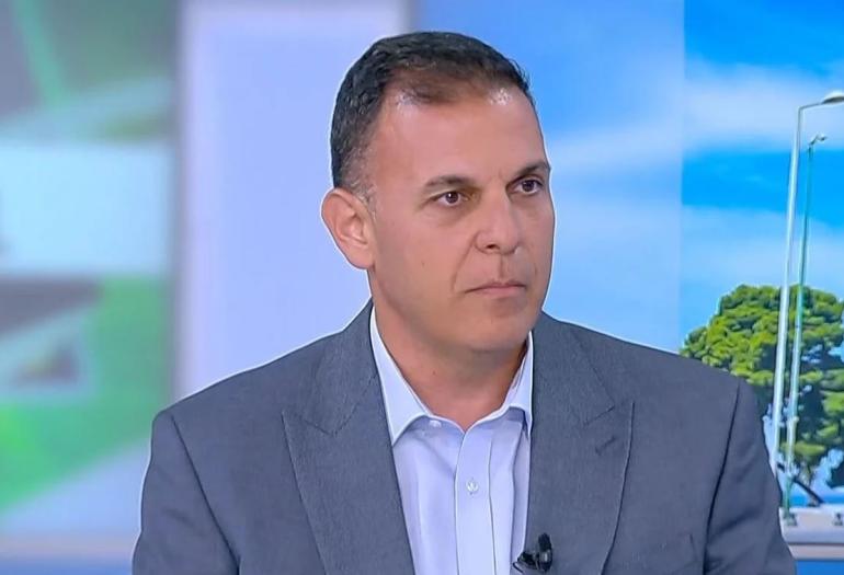 Γιώργος Καραμέρος: Παραιτείται από τη βουλευτική έδρα αλλά και από τον ΣΥΡΙΖΑ – “Από την αρχή υποστήριξα τον Αλέξη Τσίπρα”