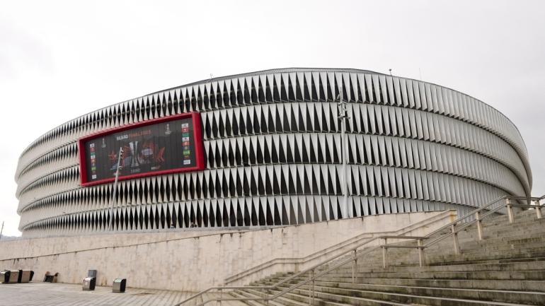 Τότεναμ - Μαν. Γιουνάιτεντ: 30.000 Άγγλοι χωρίς εισιτήριο και τιμές... σοκ στα ξενοδοχεία