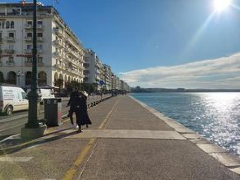 Θεσσαλονίκη: Στη Νέα Παραλία η πρώτη δημόσια βρύση- Άλλες εννέα θα τοποθετηθούν