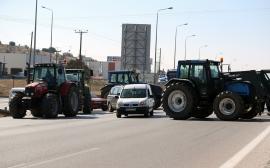ΠΡΙΝ ΑΠΟ ΛΙΓΟ-Δερβένι-Άνοιξε ο δρόμος στην Εγνατία Οδό και στα δυο ρεύματα – Καθημερινοί μονόωροι αποκλεισμοί από τους αγρότες