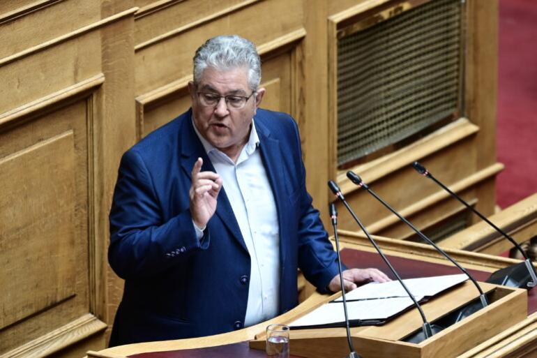 Κουτσούμπας: Η αντιπαράθεση Τσίπρα- Μητσοτάκη θυμίζει τον αγώνα του «Βραδυποριακού» με τον «Ταλαιπωριακό»