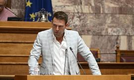 Στέφανος Κασσελάκης: Ντεμπούτο στην ΚΟ του ΣΥΡΙΖΑ - «Εμείς οι 48 απέναντι στους "άριστους" 158»