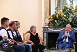 Συνάντηση του ΠτΔ με την Πρωτοβουλία Μνήμης Ισαάκ-Σολωμού - «Η θυσία τους παραμένει ζωντανή στη συλλογική μνήμη»