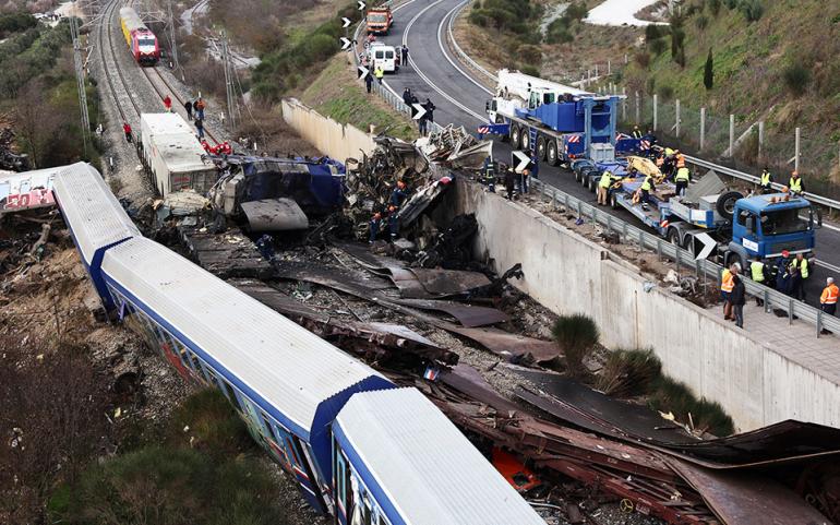 Εισαγγελία Αρείου Πάγου για Τέμπη: Δεν βρέθηκαν ανθρώπινα μέλη στα κατεστραμμένα βαγόνια