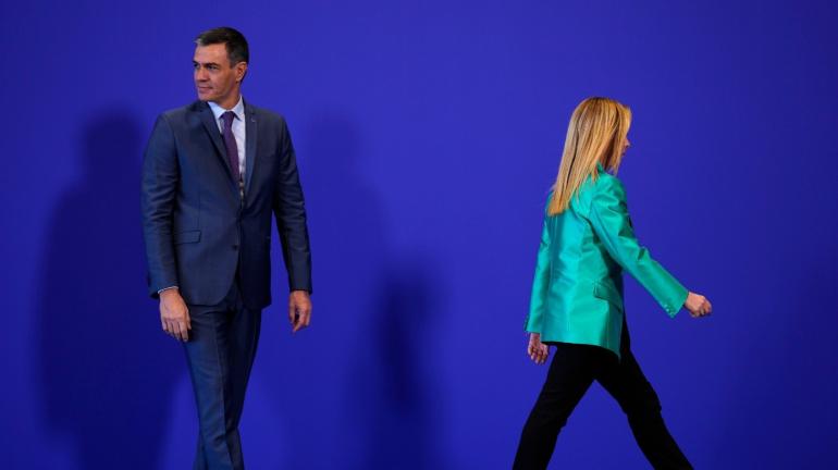 Συνεχίζεται η διαμάχη Μαδρίτης - Ρώμης για το μεταναστευτικό: Και η Ιταλία είχε κατακλυστεί από μετανάστες, λέει ο Ισπανός ΥΠΕΞ