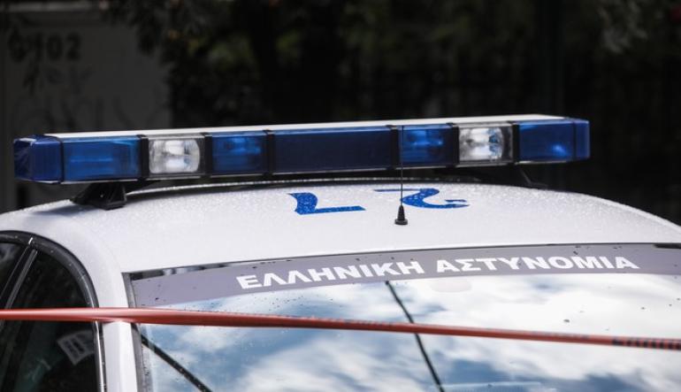 Θεσσαλονίκη: Νταλίκα δίπλωσε στο Δερβένι