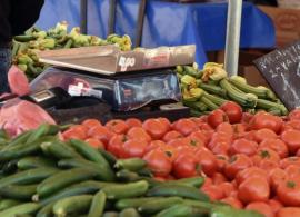 Θεσσαλονίκη: Με κινητοποιήσεις απειλούν οι πωλητές λαϊκών αγορών