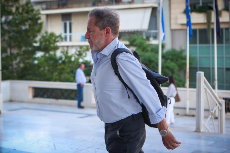 Λιγνάδης: Θα δικαστεί ξανά για τρεις υποθέσεις βιασμού ανηλίκων