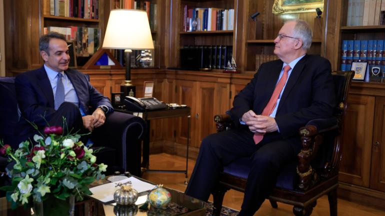 Μητσοτάκης σε Τασούλα: «H κυβέρνηση έχει κάνει το καλύτερο για να στηρίξει τα ελληνικά νοικοκυριά»