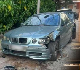 Μεθυσμένη τραγουδίστρια πήρε παραμάζωμα 5 οχήματα