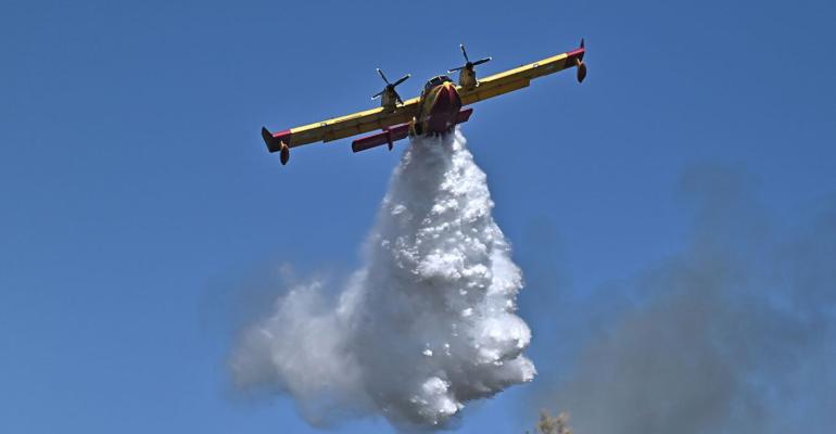 Φωτιά τώρα σε δασική έκταση στα Άγραφα, επιχειρούν και δύο αεροσκάφη