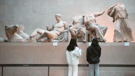Πότε Αθήνα και πότε Λονδίνο θέλει τα Γλυπτά του Παρθενώνα το Βρετανικό Μουσείο: Να μπορούν να εκτίθενται στην Ελλάδα, αλλά να τα μοιραζόμαστε!