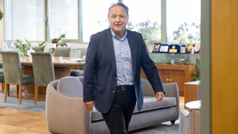 Απειλητικά και υβριστικά μηνύματα προς τον δήμαρχο Θεσσαλονίκης, ταυτοποιήθηκε 42χρονος