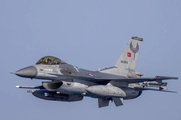 Η Τουρκία προκαλεί στο Αιγαίο με τρεις παραβιάσεις εθνικού εναέριου χώρου και τρεις παραβάσεις του FIR Αθηνών