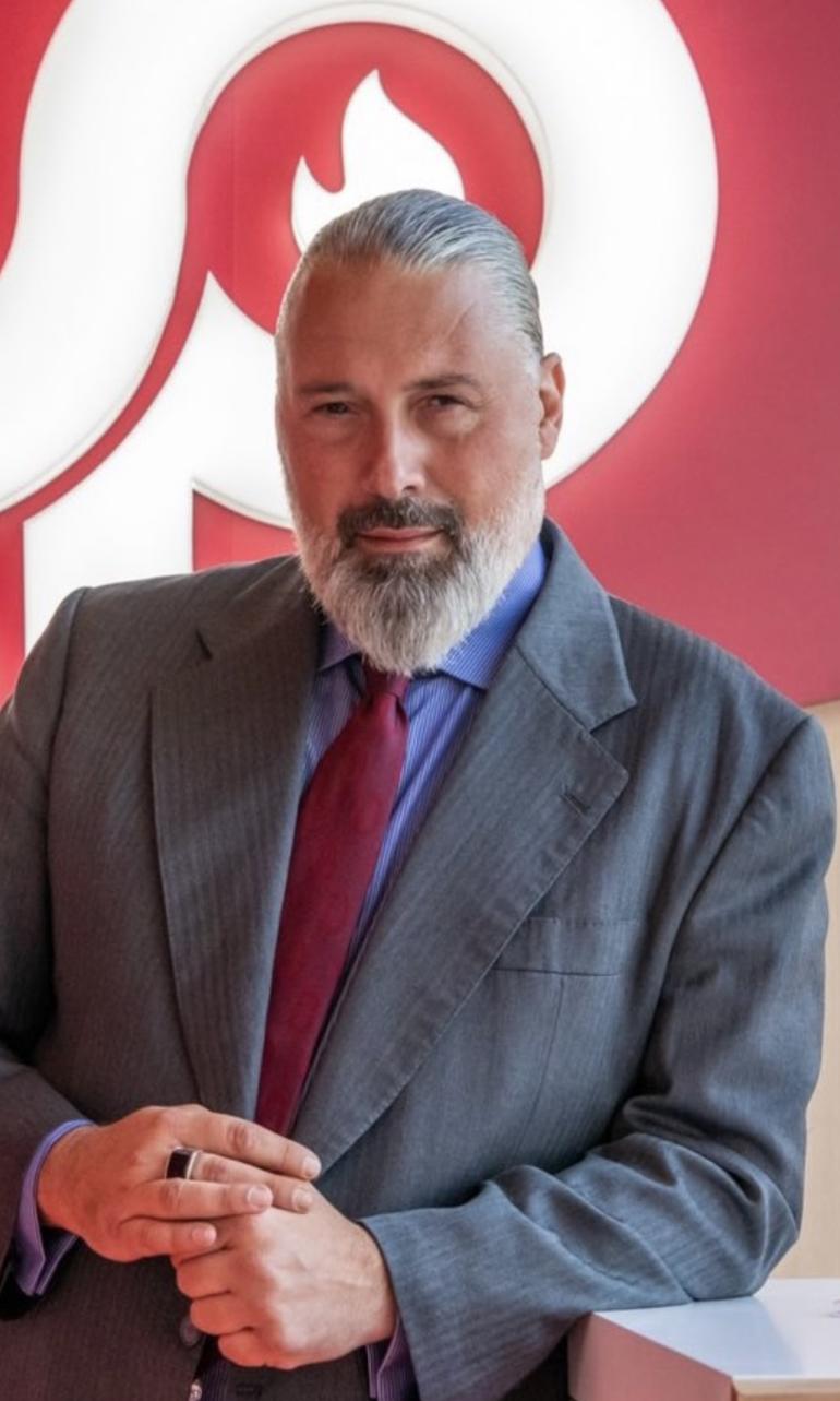 MEG CONSULTING: Η Νέα Δύναμη στη Συμβουλευτική Αγορά-Με την υπογραφή του Μάνου Εξαρχουλάκου
