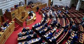 Μάχη στη Βουλή για την πρόταση δυσπιστίας - Σήμερα η παρέμβαση του Κώστα Καραμανλή