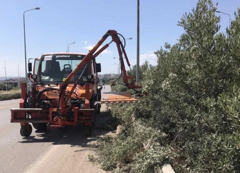 Θεσσαλονίκη: Εργασίες κοπής πρασίνου στην παράπλευρη της Μουδανιών από Βούλγαρη έως Ρύσιο