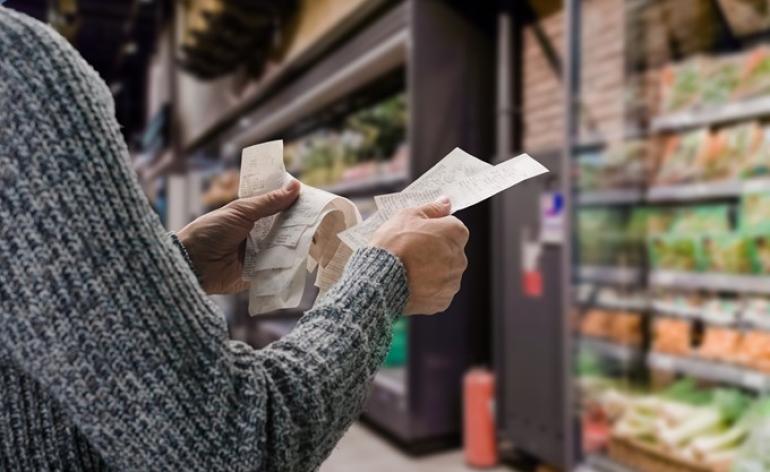Πληθωρισμός: Στο 3,4% τον Ιούλιο – «Καίνε» οι τιμές σε στέγη και καύσιμα