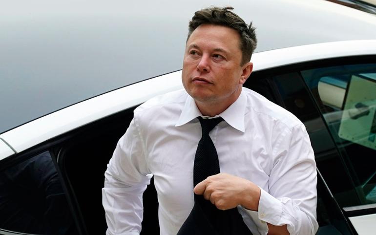 Μασκ: Μόνο νεκρός αποχωρώ από CEO της Tesla – Στη λάθος πλευρά της ιστορίας όσοι με απειλούν