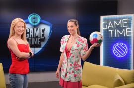Η Ιζαμπέλλα Φούλοπ στο Allwyn Game Time: Οι δύσκολοι ρόλοι, τα red flags και η… βουτιά σε πισίνα που έγινε viral - Η δημοφιλής ηθοποιός μιλά για τον τελικό του Champions League και την καθημερινότητά της δίπλα σε έναν Ολυμπιονίκη