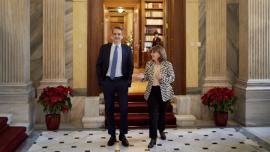Μητσοτάκης προς Σακελλαροπούλου: Είμαστε σε τροχιά σημαντικών αλλαγών – Ο χρόνος κλείνει με θετικά νέα για την πορεία της οικονομίας