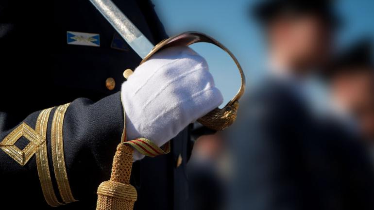 Υπόθεση κατασκοπείας: Σε διαθεσιμότητα ο σμήναρχος που έδινε απόρρητες πληροφορίες στην Κίνα - Στο στόχαστρο και δύο απόστρατοι στρατιωτικοί
