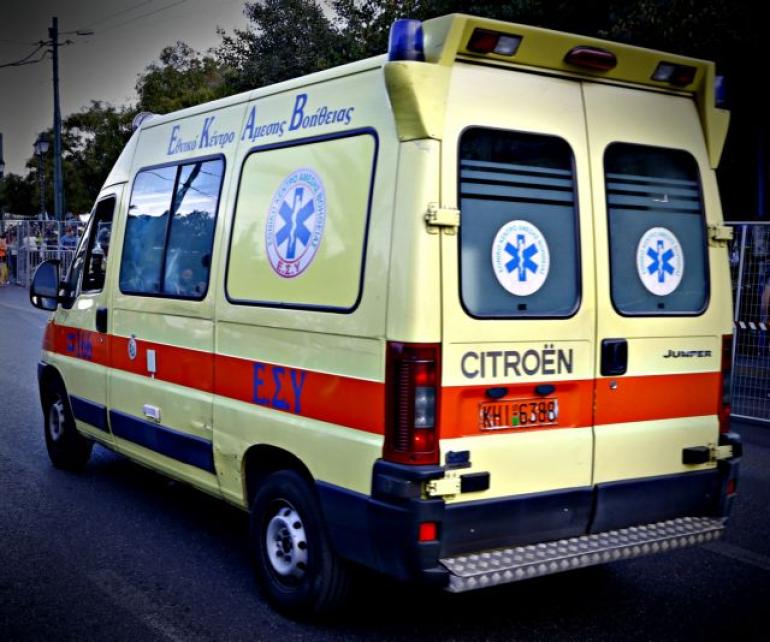 Θεσσαλονίκη: Στο νοσοκομείο 24χρονος οδηγός μηχανής που συγκρούστηκε με βαν