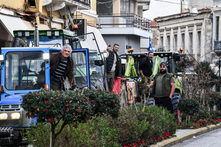 Εκπρόσωπος αγροτικών μπλόκων στον ΣΚΑΪ: Δεν είμαστε ικανοποιημένοι από την συνάντηση με Μητσοτάκη - Συνεχίζουμε τις κινητοποιήσεις