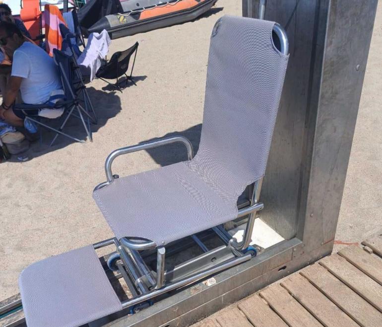 Χαλκιδική: Αποκαταστάθηκε το Seatrac στα Νέα Φλογητά μετά τους βανδαλισμούς - Έκκληση του δήμου για σεβασμό στις υποδομές ΑμεΑ