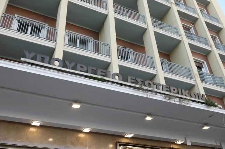 «Σκηνοθετημένη η διάρρηξη στο ΥΠΕΣ», λένε οι αρχές