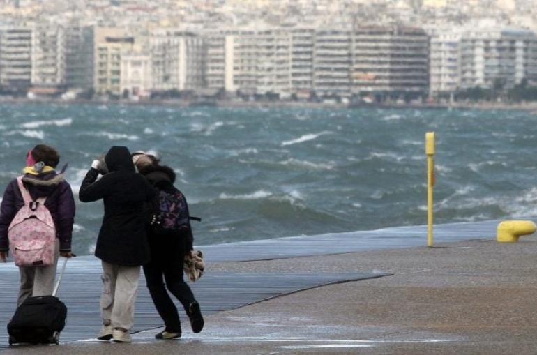 Θυελλώδεις άνεμοι έως και 9 μποφόρ στη Θεσσαλονίκη – Η νέα προειδοποίηση της ΕΜΥ